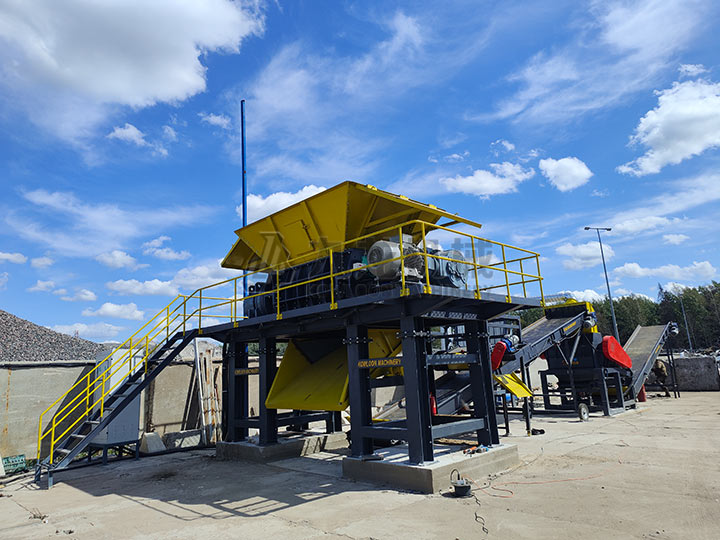 工業(yè)固廢撕碎機(jī)